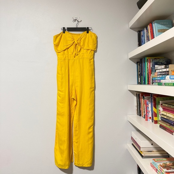 Derek Lam collective yellow strapless wide leg jumpsuit stretchy fabric size 48 - Picture 4 of 10